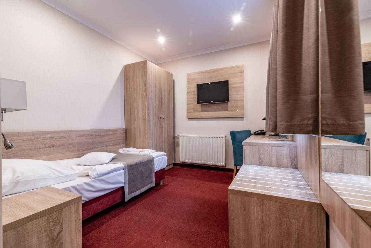 Hotel Texicana Sulechów Kültér fotó
