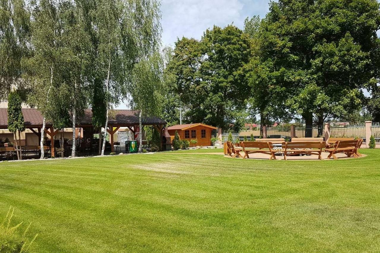 Hotel Texicana Sulechów Kültér fotó